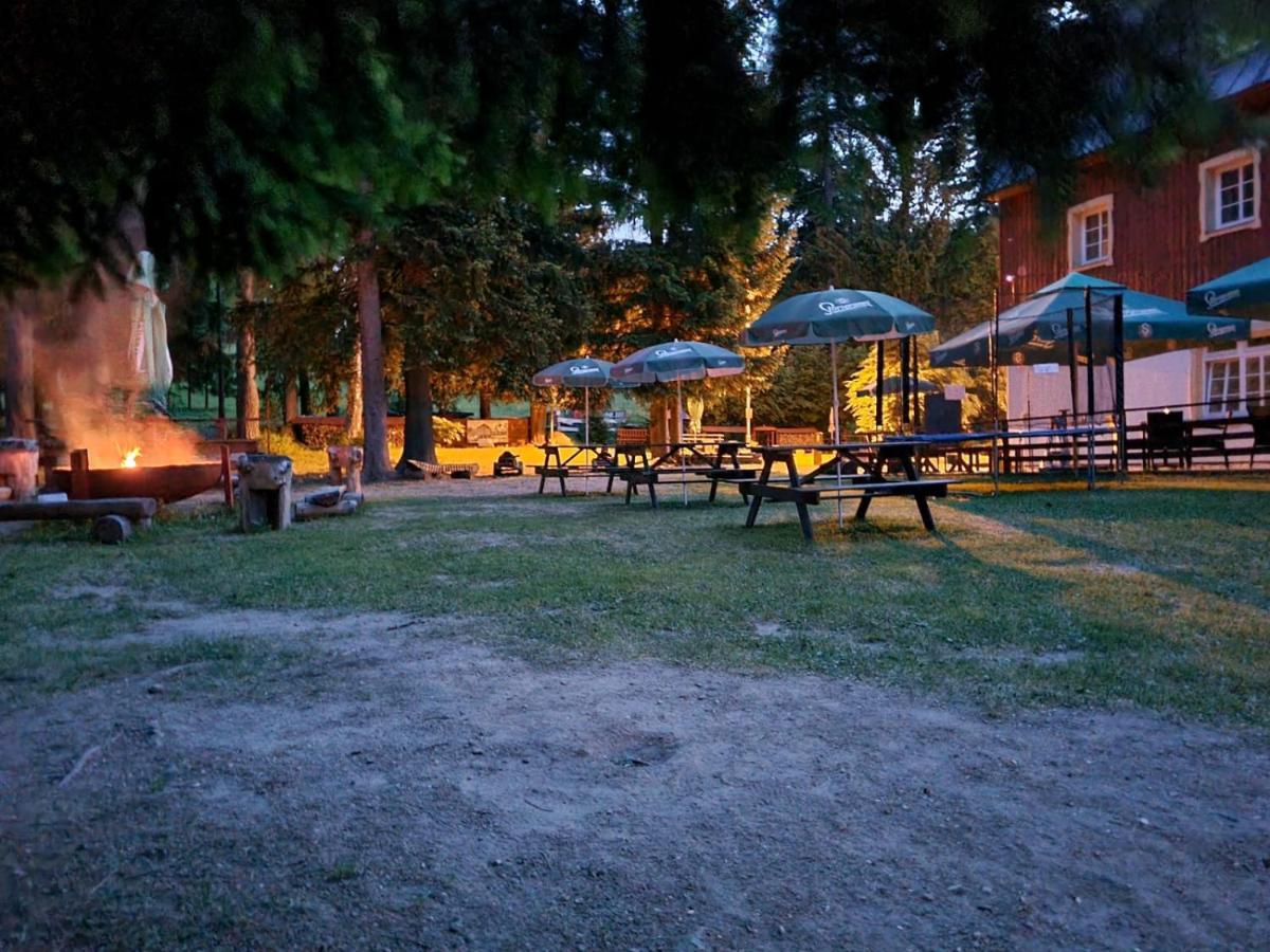 Hotel Lesni Chata Kořenov Exterior foto